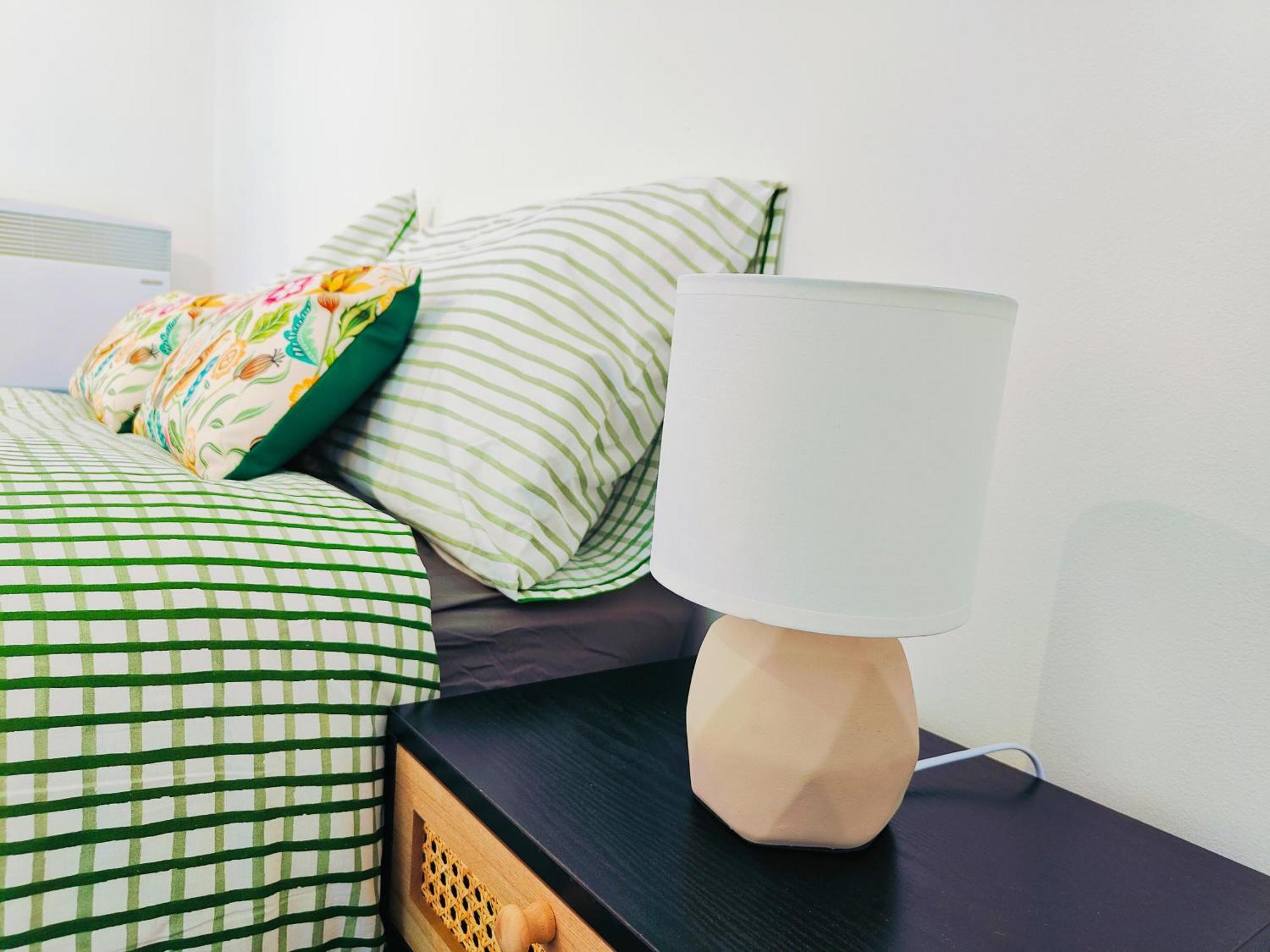La Casita, Quarry - 2 Bedroom Entire Apartment With Free Parking Glasgow Eksteriør billede