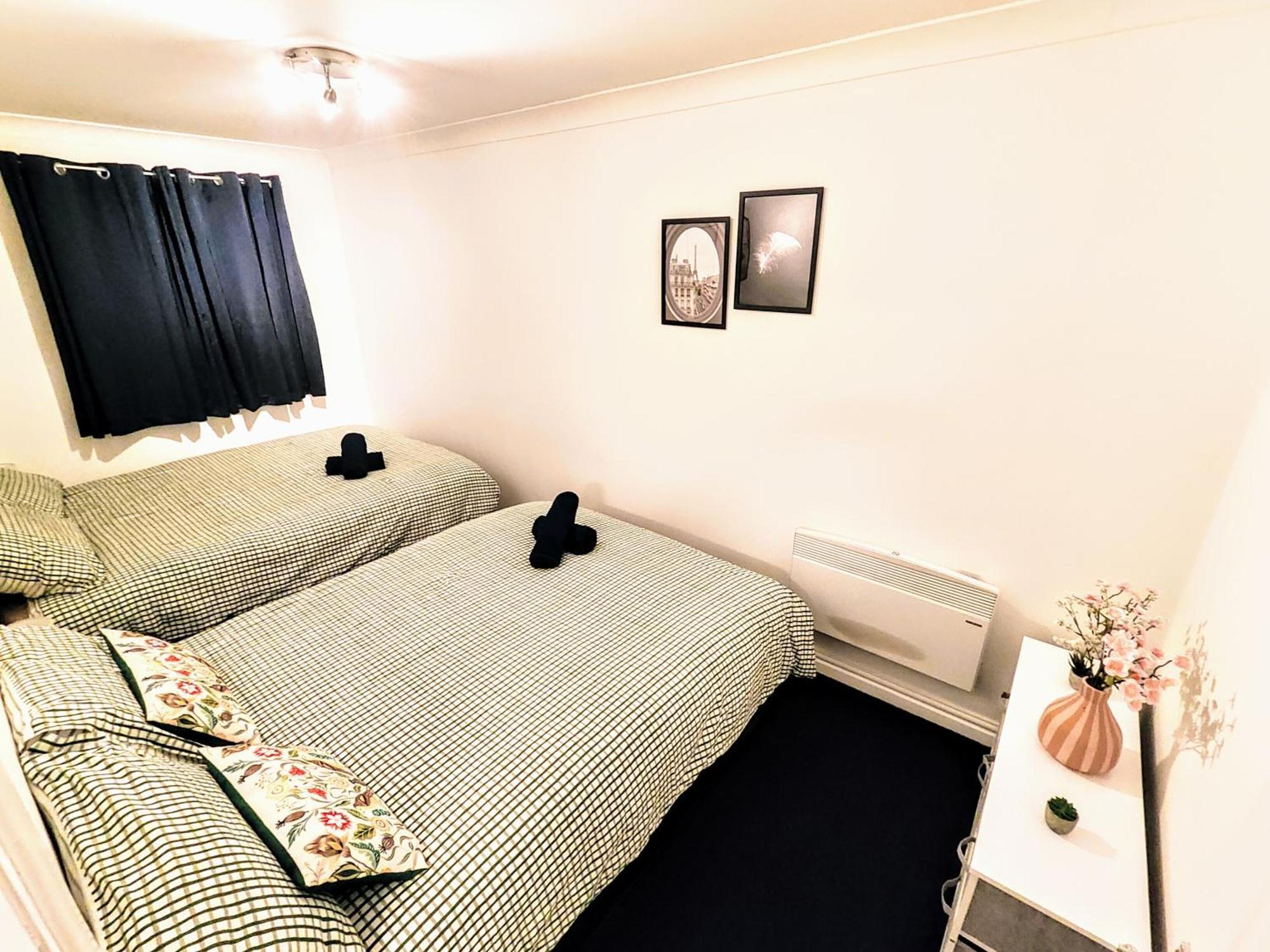 La Casita, Quarry - 2 Bedroom Entire Apartment With Free Parking Glasgow Eksteriør billede
