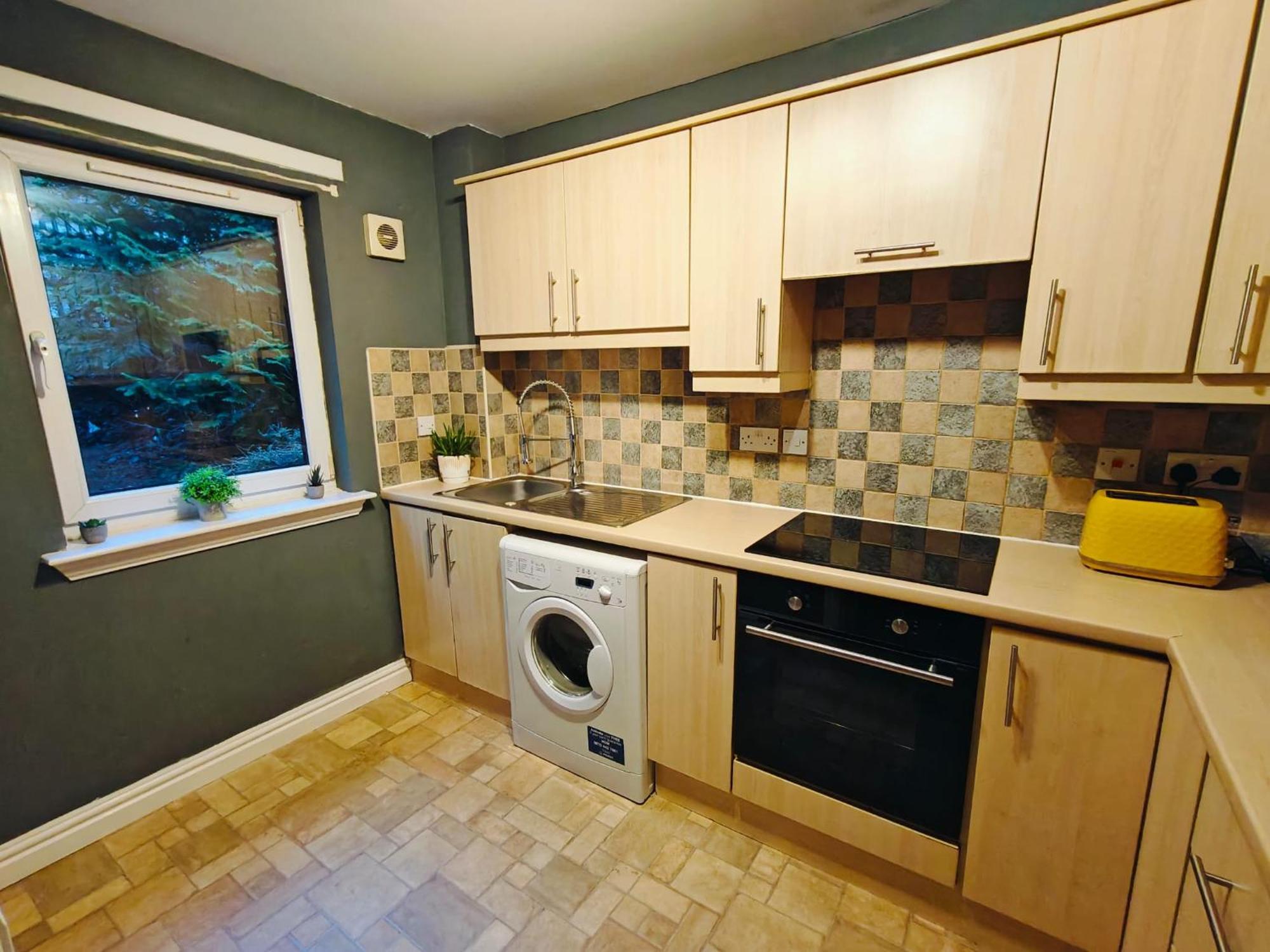 La Casita, Quarry - 2 Bedroom Entire Apartment With Free Parking Glasgow Eksteriør billede